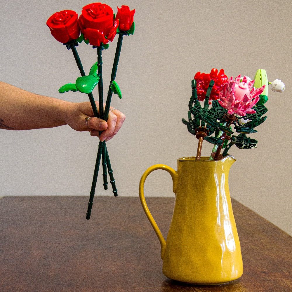 Sluban Pleyerid Red Rose flower building set