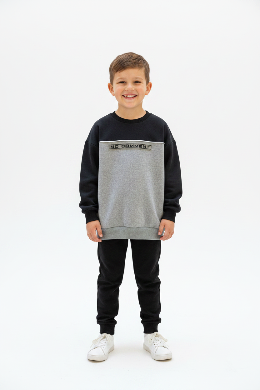 Black & Grey Melange - Lifestyle Pose
